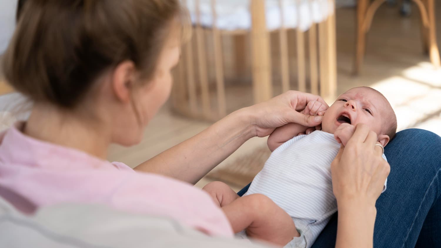 Essential Newborn Care Skills Every Nanny in Dubai Should Master