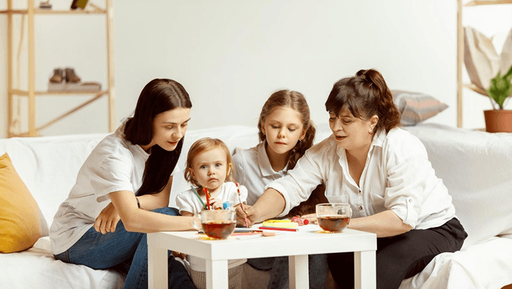 How Nannies Can Work Smoothly with Hands-On Parents in Dubai: 5 Simple Tips